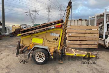 Valiant VST PCM-L62 Solar Communications Trailer