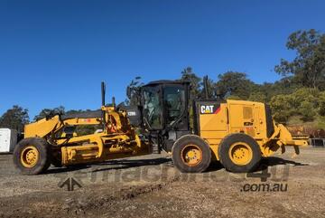 Caterpillar 2016   12M3 PB54