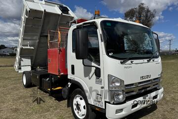 Isuzu NQR450 Long Premium Automatic 4x2 PTO Tipper with HMF Crane Truck. Ex Council.