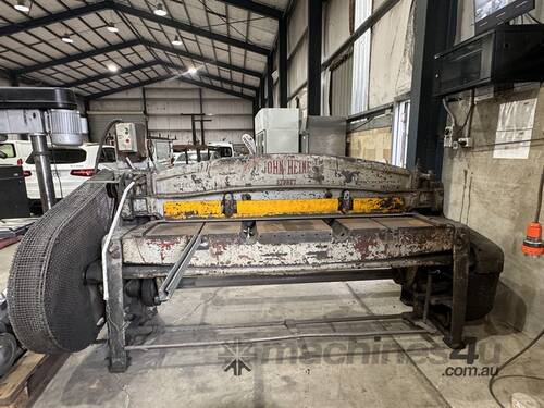 caption JOHN HEINE Metal Guillotine