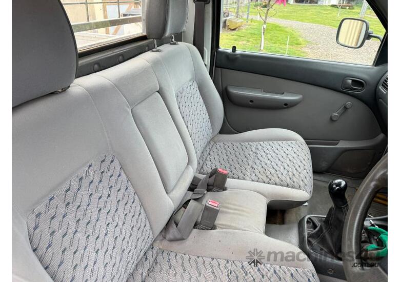caption Mazda Bravo Single Cab Ute