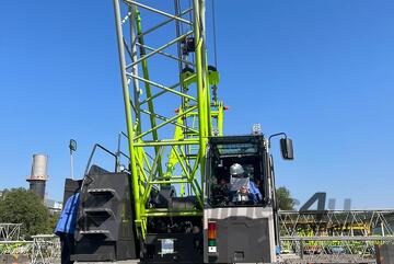 2025 Zoomlion ZCC600V 60Ton Crawler Crane