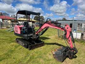 Excavator - picture0' - Click to enlarge