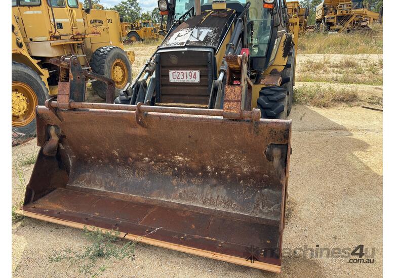 caption 2003 CATERPILLAR 428D BACKHOE