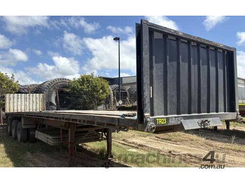 caption 1988 Haulmark Flat Deck Trailer - Mackay