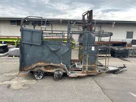 2010 Tandem Axle Horse Float - picture2' - Click to enlarge