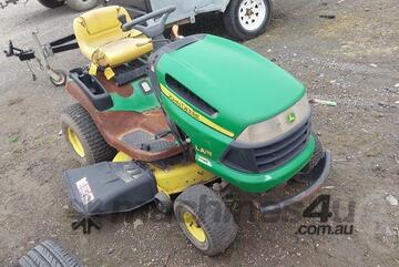 John Deere   LA115