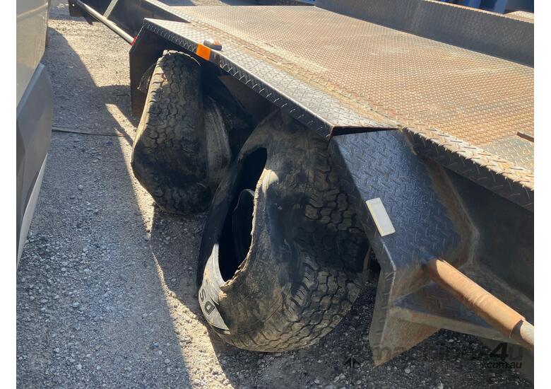 2013 HOPPERS CROSSING TRAILERS Tandem Axle Plant Trailer