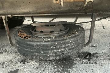 2005 Maxitrans ST3 Tri Axle Curtainside B-Double Combination