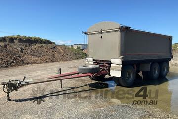 2008 Chris's Body Builders (CBB) CBBDT-3 Tri Axle Dog Trailer