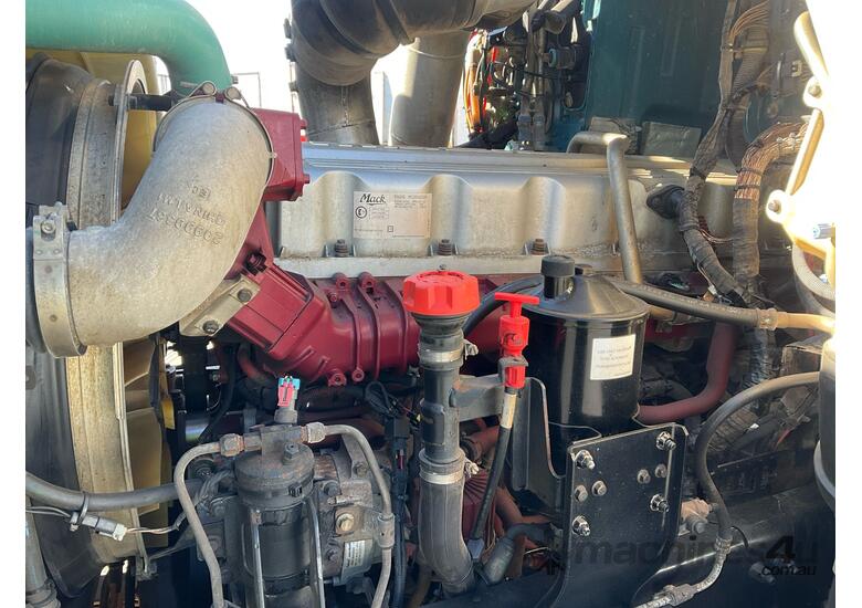 2015 Mack CMHR Trident Tipper Day Cab