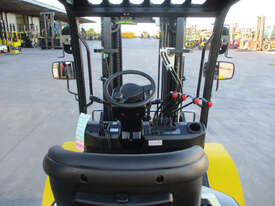 Liftsmart LS-RT25-35 Rough Terrain Forklifts - picture2' - Click to enlarge