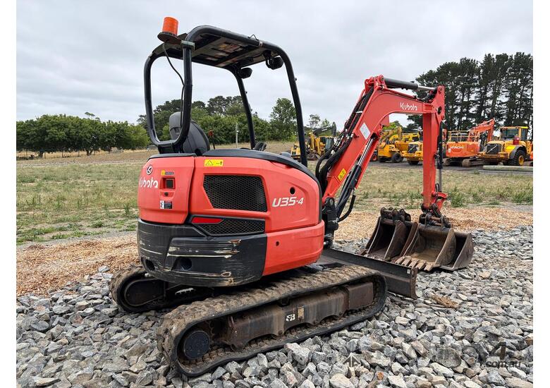 2020 Kubota U35-4