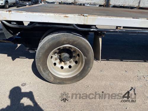 2003 Muscat MT210 Tri Axle Dog Trailer