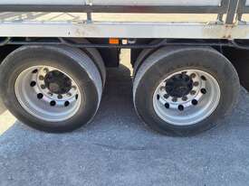 2003 Muscat MT210 Tri Axle Dog Trailer - picture1' - Click to enlarge