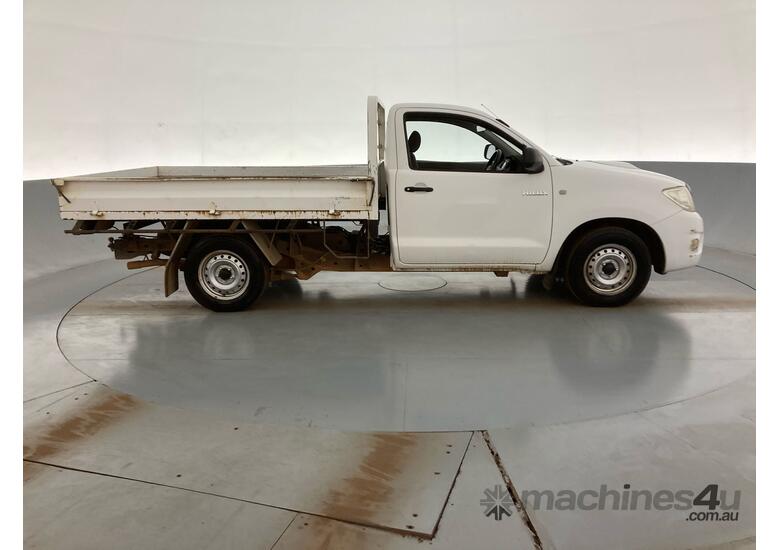 2009 Toyota Hilux Cab Chassis Single Cab