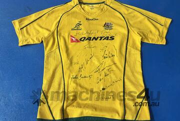 Wallabies Guernsey Signed (Circa 2010 2012)