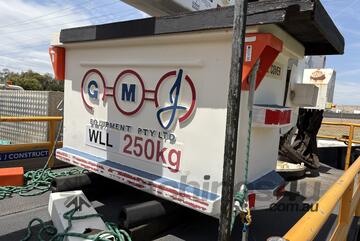 1999 GMJ 28M Tray Mount EWP