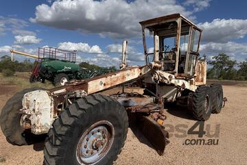 Aveling Barford   TG2 Grader