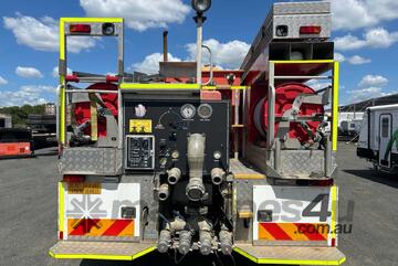 Isuzu 2000   FTR800 Fire Truck