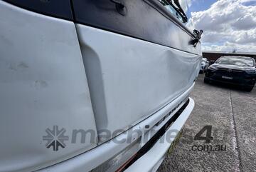 2004 Mitsubishi Canter 4x2 Tipper