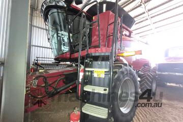 Case IH 7230 Axial Flow Combine & 2152 40ft front