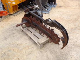 Digga Skidsteer Trencher Attachment - picture0' - Click to enlarge