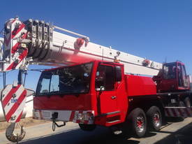 2011 ZOOMLION QY40 MOBILE HYDRAULIC TRUCK CRANE - picture0' - Click to enlarge