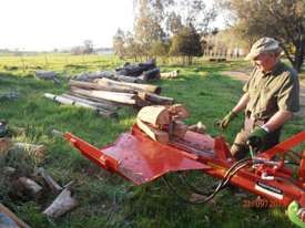 Dual action log splitter mounted on 7x4 trailer -  - picture1' - Click to enlarge