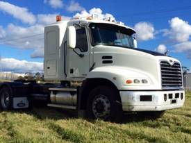 2007 Mack VISION CX688RST SLEEPER CROSS LOCKS - picture1' - Click to enlarge