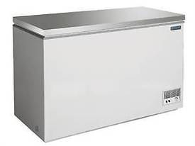 Polar CE210-A - Chest Freezer 390Ltr - picture0' - Click to enlarge