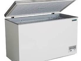 Polar CE210-A - Chest Freezer 390Ltr - picture1' - Click to enlarge
