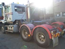 1998 MACK TRIDENT CLS - picture2' - Click to enlarge