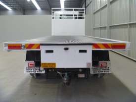 Fuso FV54 Tray Truck - picture2' - Click to enlarge