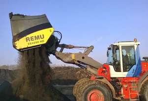 REMU EE 3160 LOADER SCREENING BUCKET (8T)