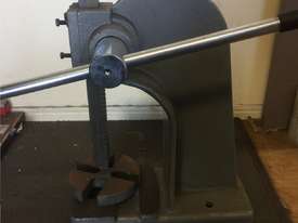 Small Manual Press/Punch - picture0' - Click to enlarge