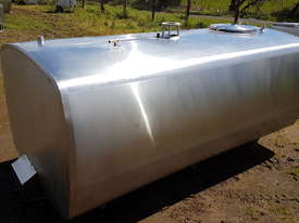 STAINLESS STEEL TANK, MILK VAT 2300 LT - picture2' - Click to enlarge