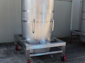 Stainless Steel Tapered Tank - picture1' - Click to enlarge