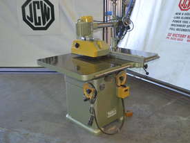 Heavy duty rip saw with power feeder - picture0' - Click to enlarge
