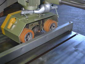 Heavy duty rip saw with power feeder - picture2' - Click to enlarge