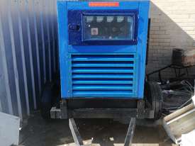 Deutz 50kva 3phase genset - picture2' - Click to enlarge