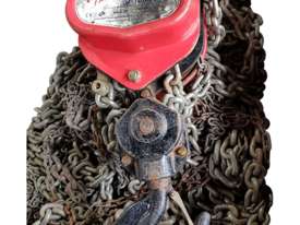 Chain Hoist Block and Tackle 5 ton x 8 mtr Drop OzBlow Lifting Crane - picture0' - Click to enlarge