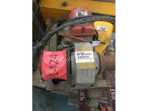 Cable Puller Come-Up H-2500 Trade Winch 240 Volt Electric
