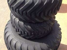 Alliance 328 400/60-15.5 Tyre/Rim Combined Tyre/Rim - picture0' - Click to enlarge