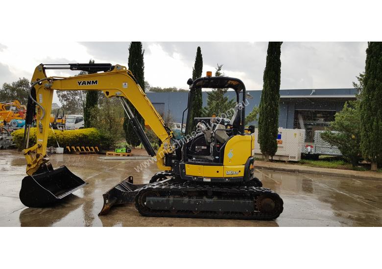 caption 2015 YANMAR Vio45-6B MINI EXCAVATOR WITH HITCH, 3 BUCKETS, ZERO TAIL AND LOW 860 HOURS