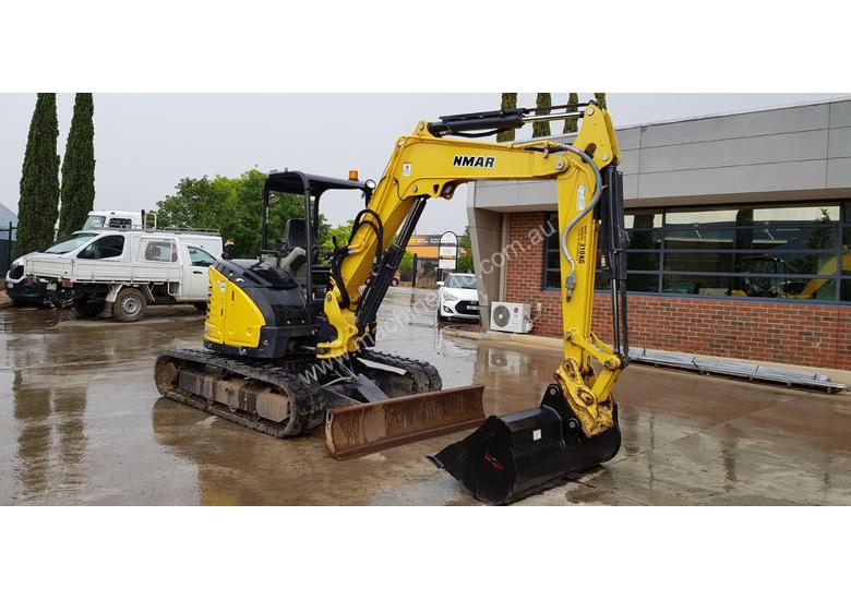 caption 2015 YANMAR Vio45-6B MINI EXCAVATOR WITH HITCH, 3 BUCKETS, ZERO TAIL AND LOW 860 HOURS