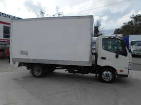 2013 Hino 300 SERIES 616 AUTO  - picture1' - Click to enlarge