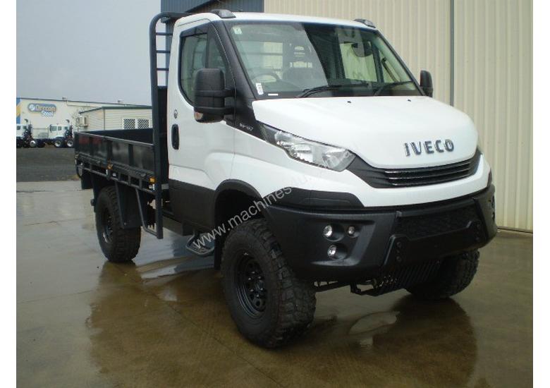 caption Iveco Daily 50C 17/18 Cab chassis Truck