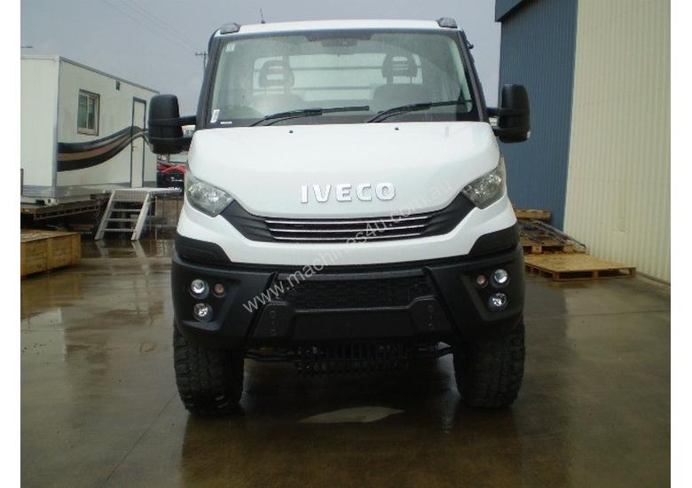 caption Iveco Daily 50C 17/18 Cab chassis Truck