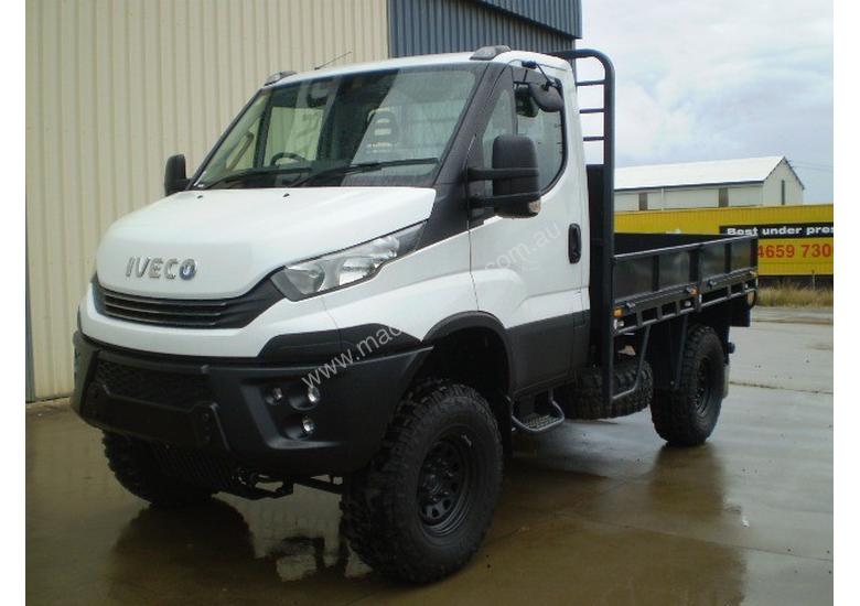 caption Iveco Daily 50C 17/18 Cab chassis Truck